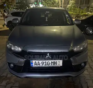 Mitsubishi Outlander SEL FWD 2017 Gris