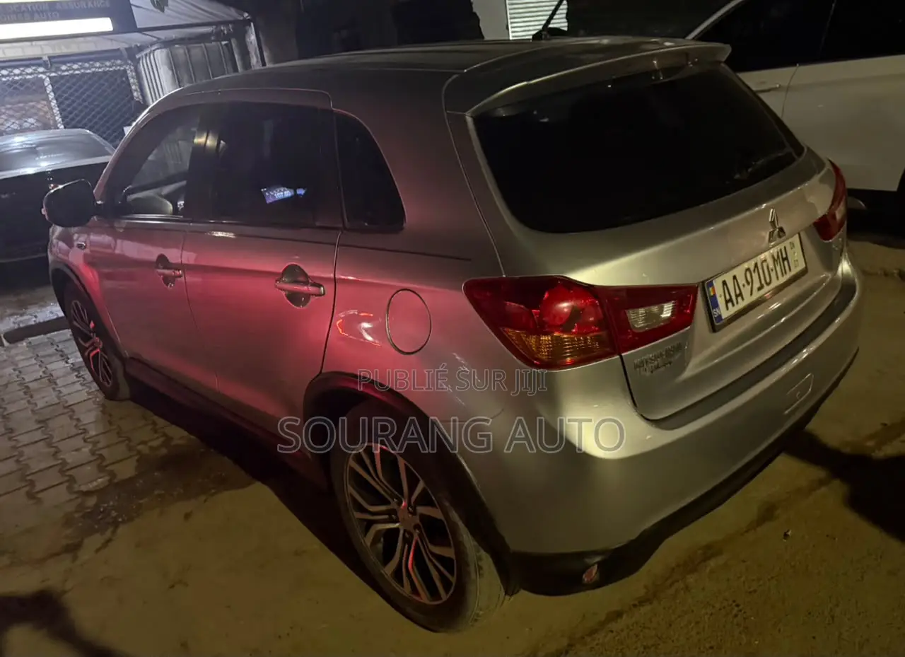 Mitsubishi Outlander SEL FWD 2017 Gris