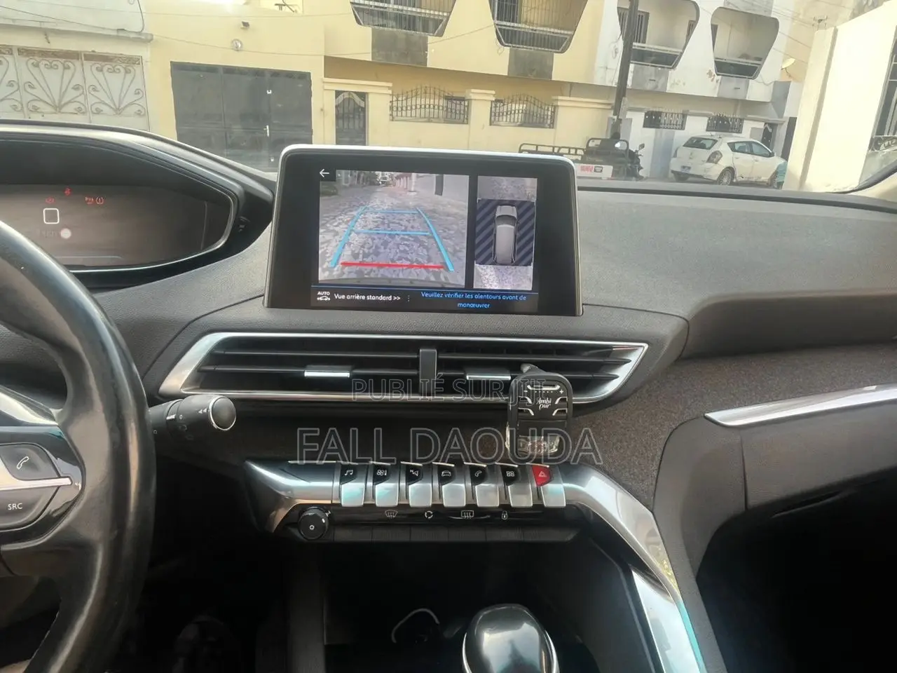 Peugeot 5008 2018 Doré
