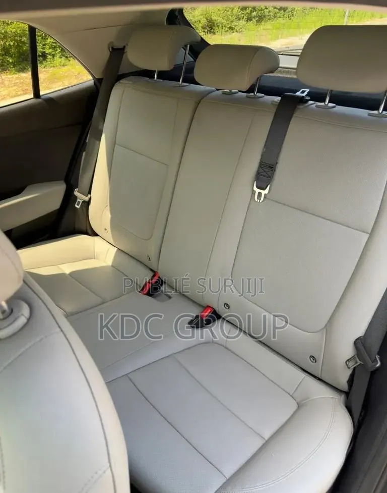 Kia Rio 2017 Gris