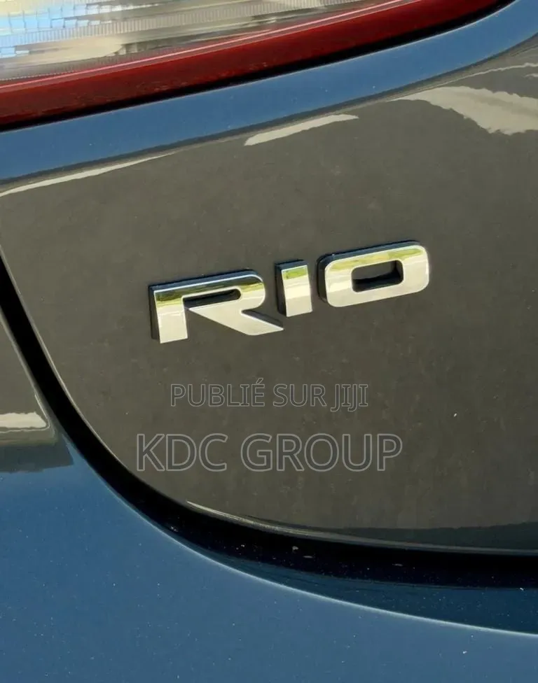 Kia Rio 2017 Gris