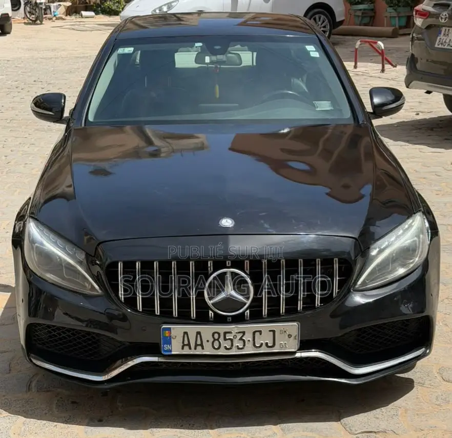 Mercedes-Benz C220 Base 2015 Noir