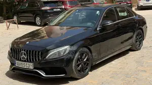 Mercedes-Benz C220 Base 2015 Noir