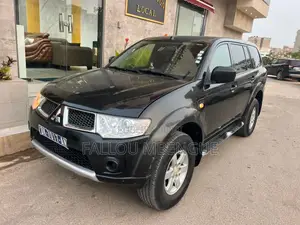 Mitsubishi Pajero Sport 2012 Noir