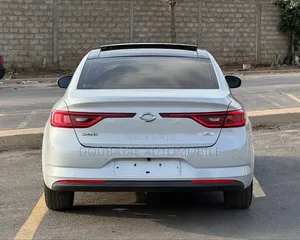 Renault Samsung SM6 2016 Blanc