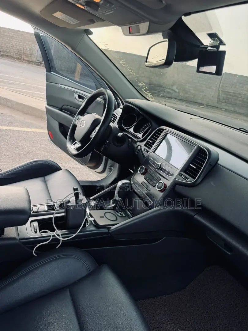 Renault Samsung SM6 2016 Blanc