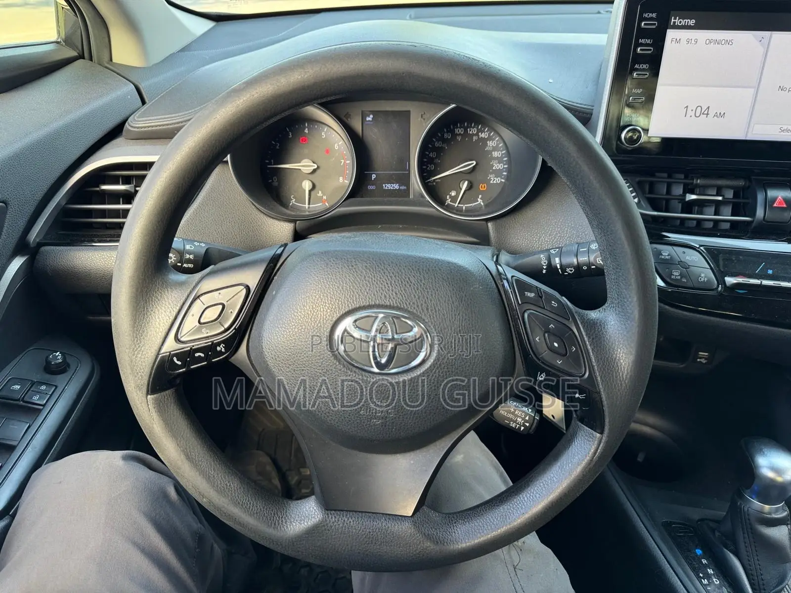 Toyota C-HR XLE 2021 Gris