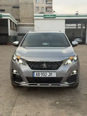 Peugeot 3008 2019 Gris