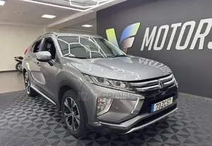 Mitsubishi Eclipse Cross 2019 Gris