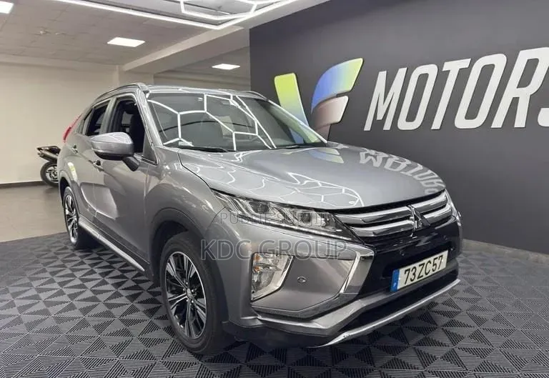 Mitsubishi Eclipse Cross 2019 Gris