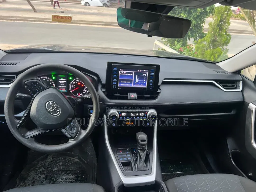 Toyota RAV4 2021 Gris