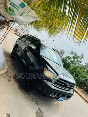 Toyota Sequoia Limited 4dr SUV (5.7L 8cyl 6A) 2012 Noir