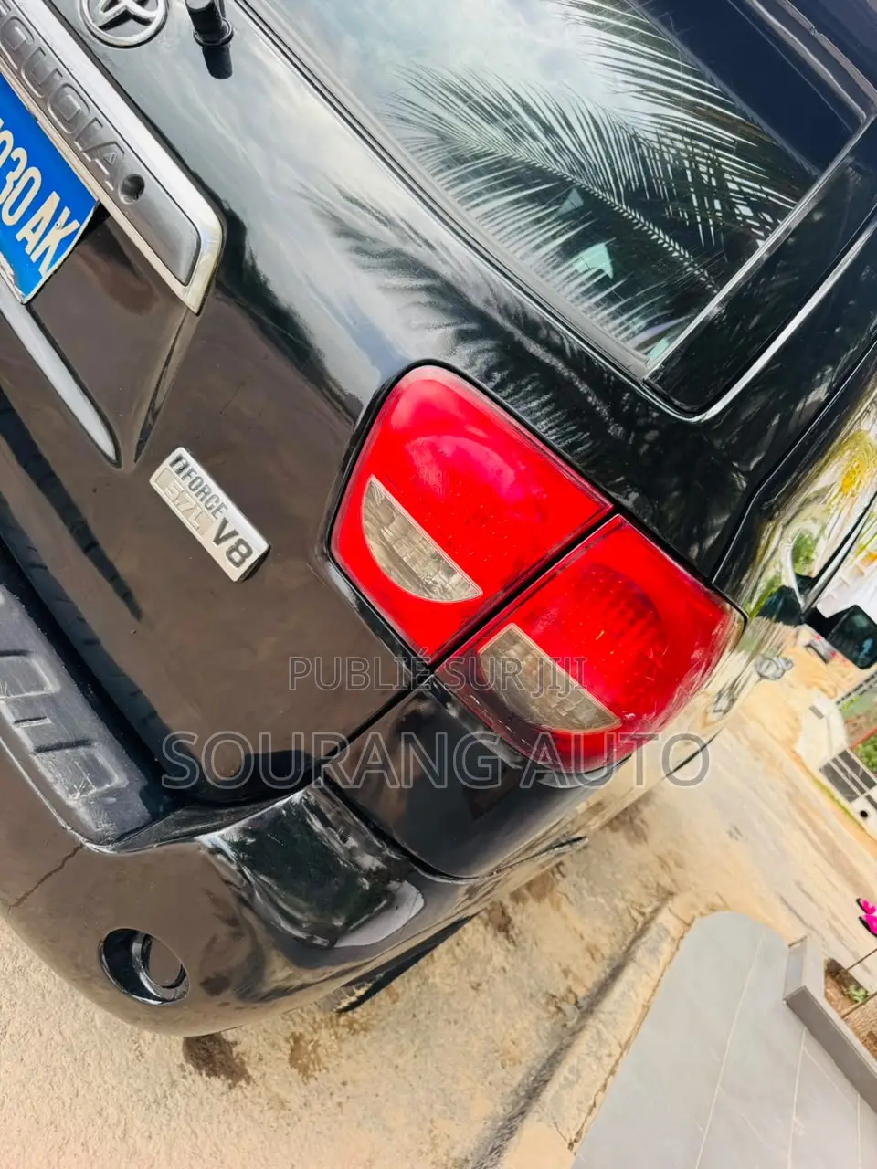 Toyota Sequoia Limited 4dr SUV (5.7L 8cyl 6A) 2012 Noir