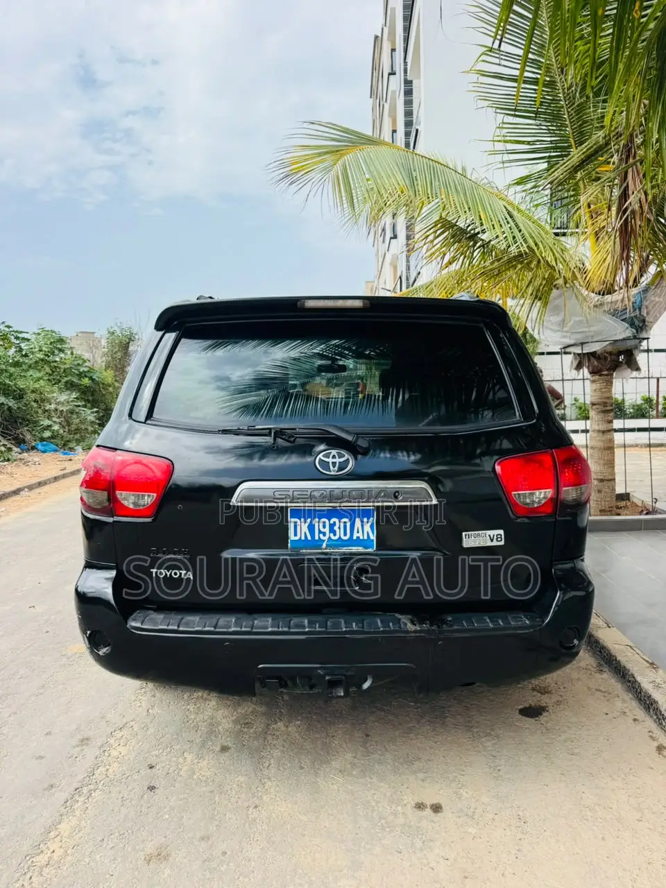 Toyota Sequoia Limited 4dr SUV (5.7L 8cyl 6A) 2012 Noir
