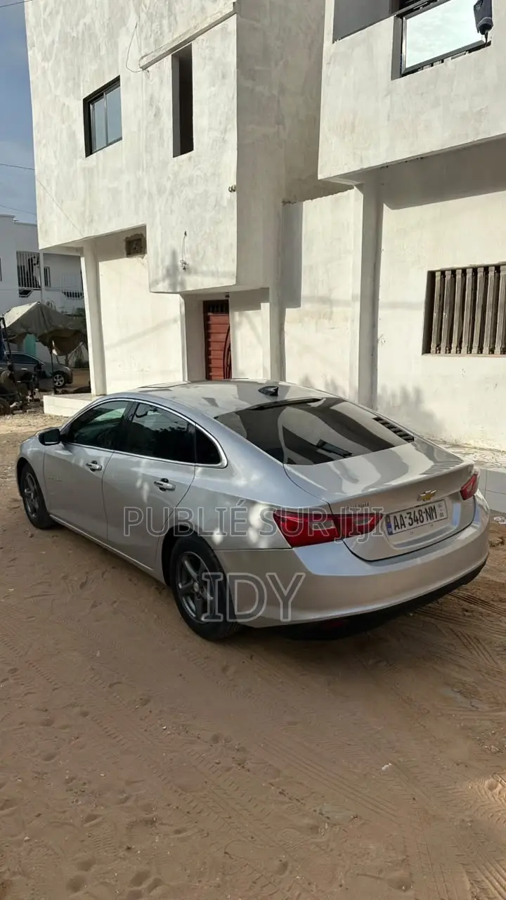 Chevrolet Malibu 2016 Gris
