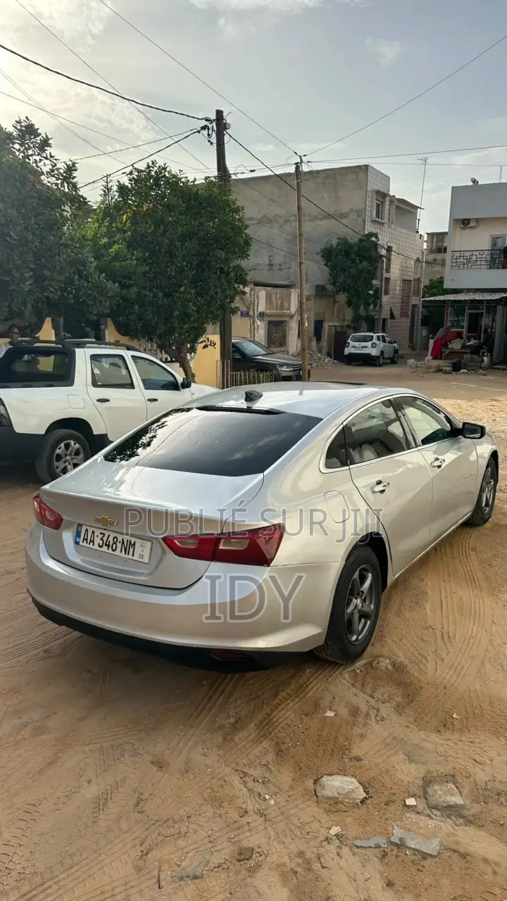 Chevrolet Malibu 2016 Gris