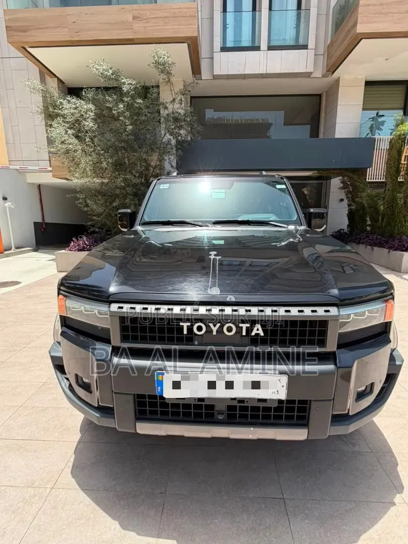 Toyota Land Cruiser Prado 2025 Noir