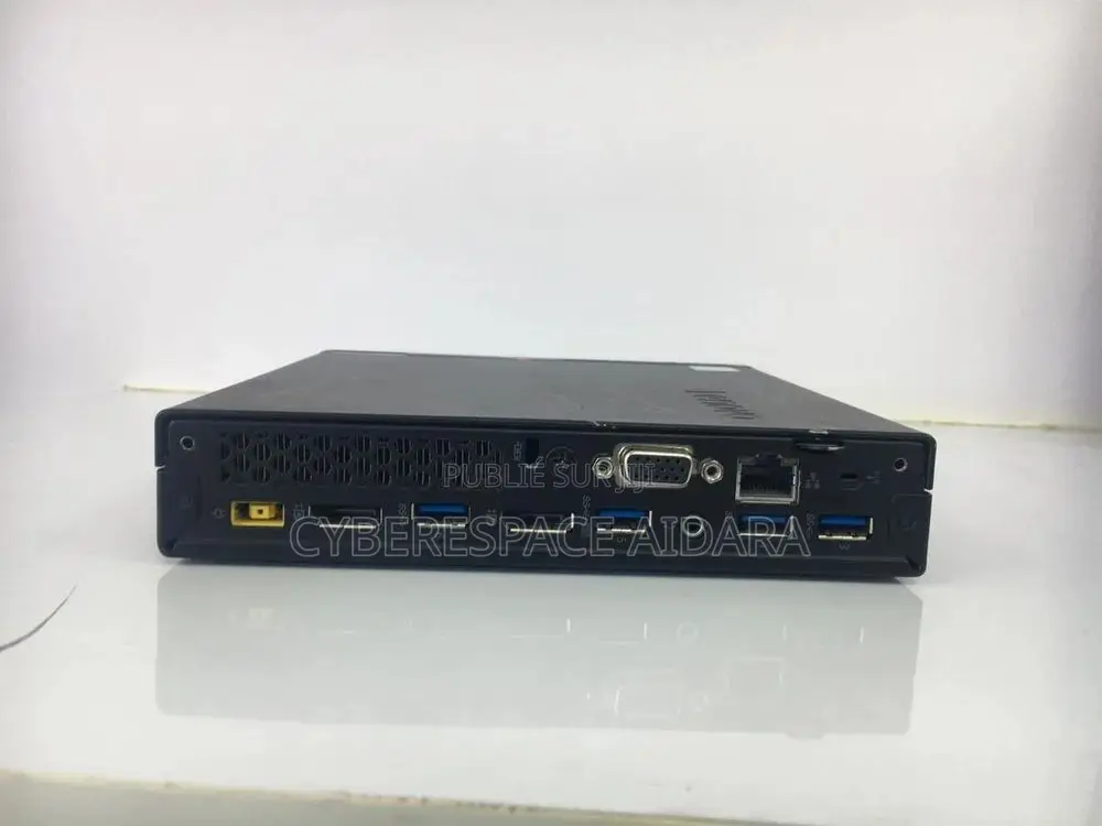 Ordinateur de bureau Lenovo ThinkCentre M710 4GB Intel Xeon SSD 500GB