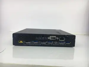 Ordinateur de bureau Lenovo ThinkCentre M710 4GB Intel Xeon SSD 500GB