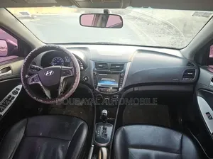 Hyundai Accent 2015 Gris