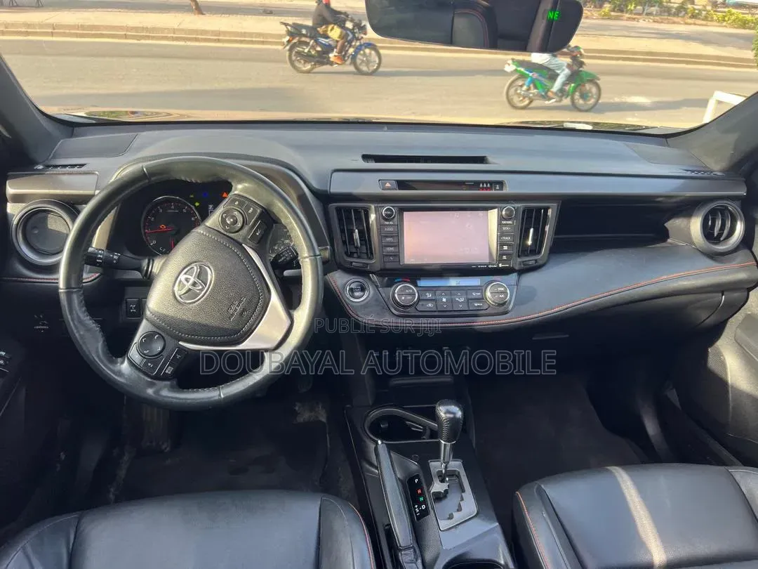 Toyota RAV4 2018 Noir Mat