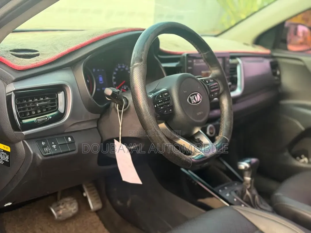 Kia Stonic 2017 Gris