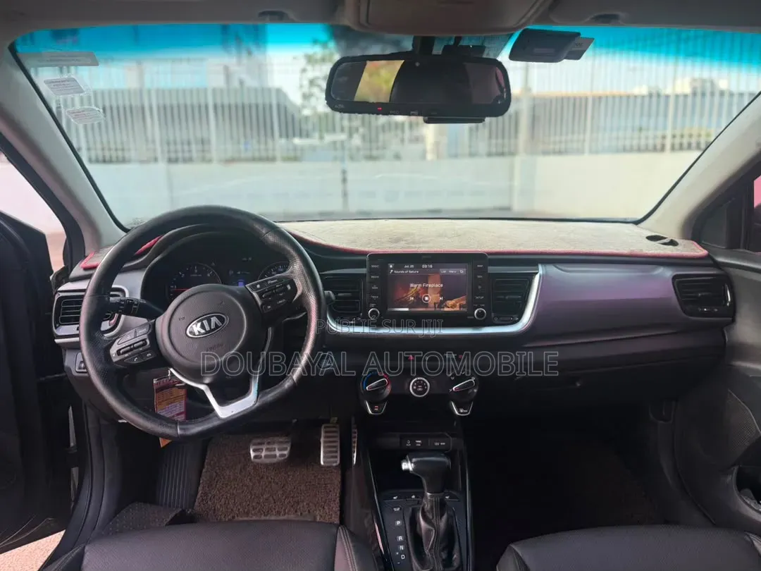 Kia Stonic 2017 Gris