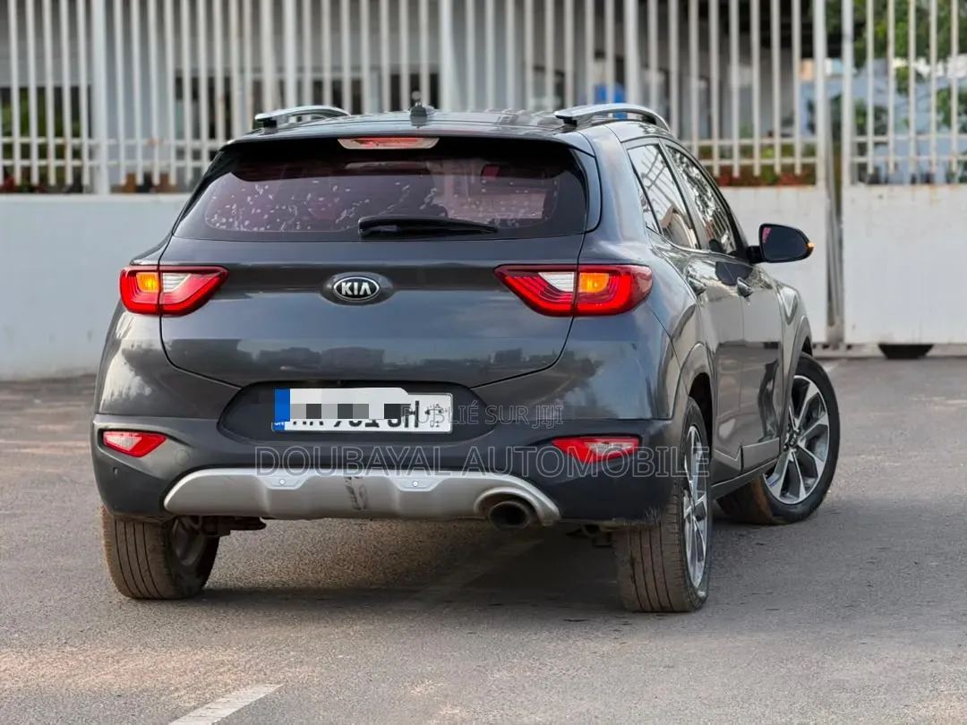 Kia Stonic 2017 Gris