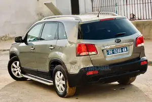 Kia Sorento LX 2012 Gris
