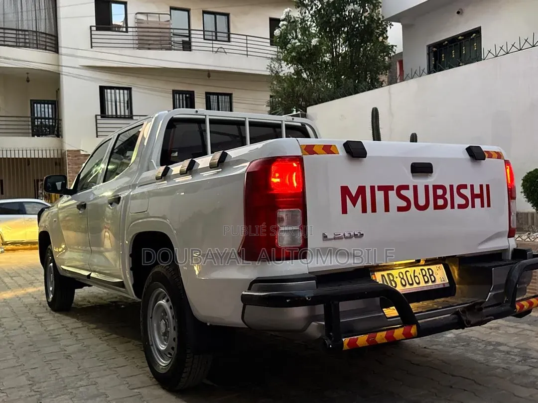 Mitsubishi L200 2025 Blanc