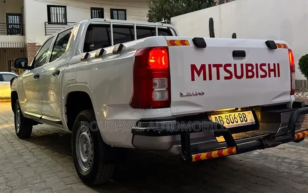 Mitsubishi L200 2025 Blanc
