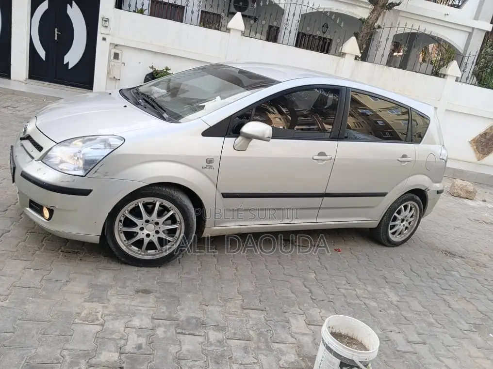 Toyota Verso 2011 Autre