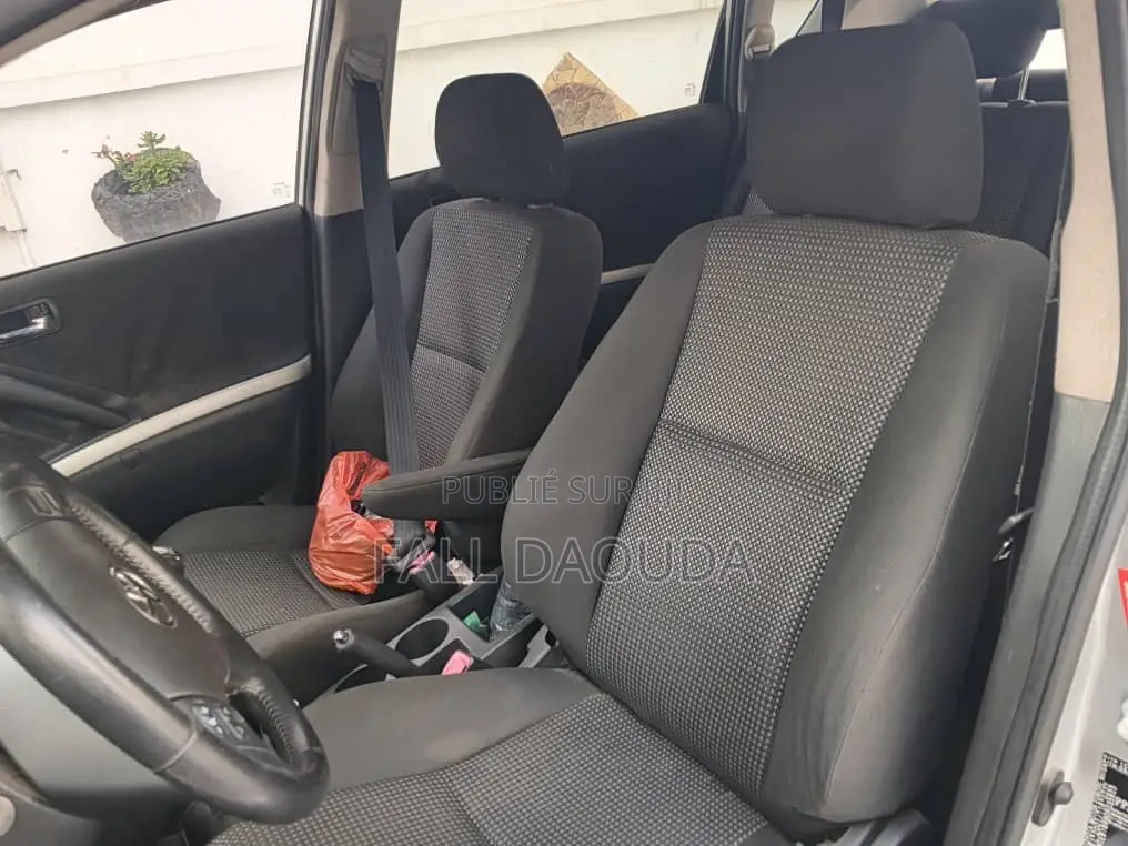 Toyota Verso 2011 Autre