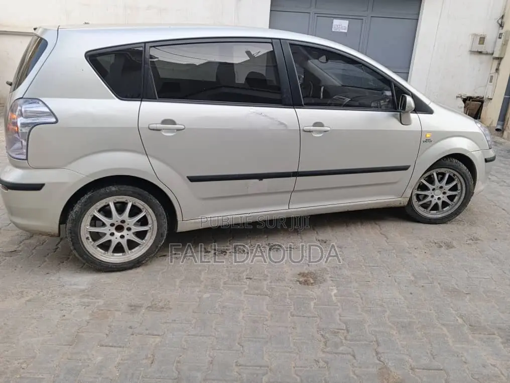 Toyota Verso 2011 Autre