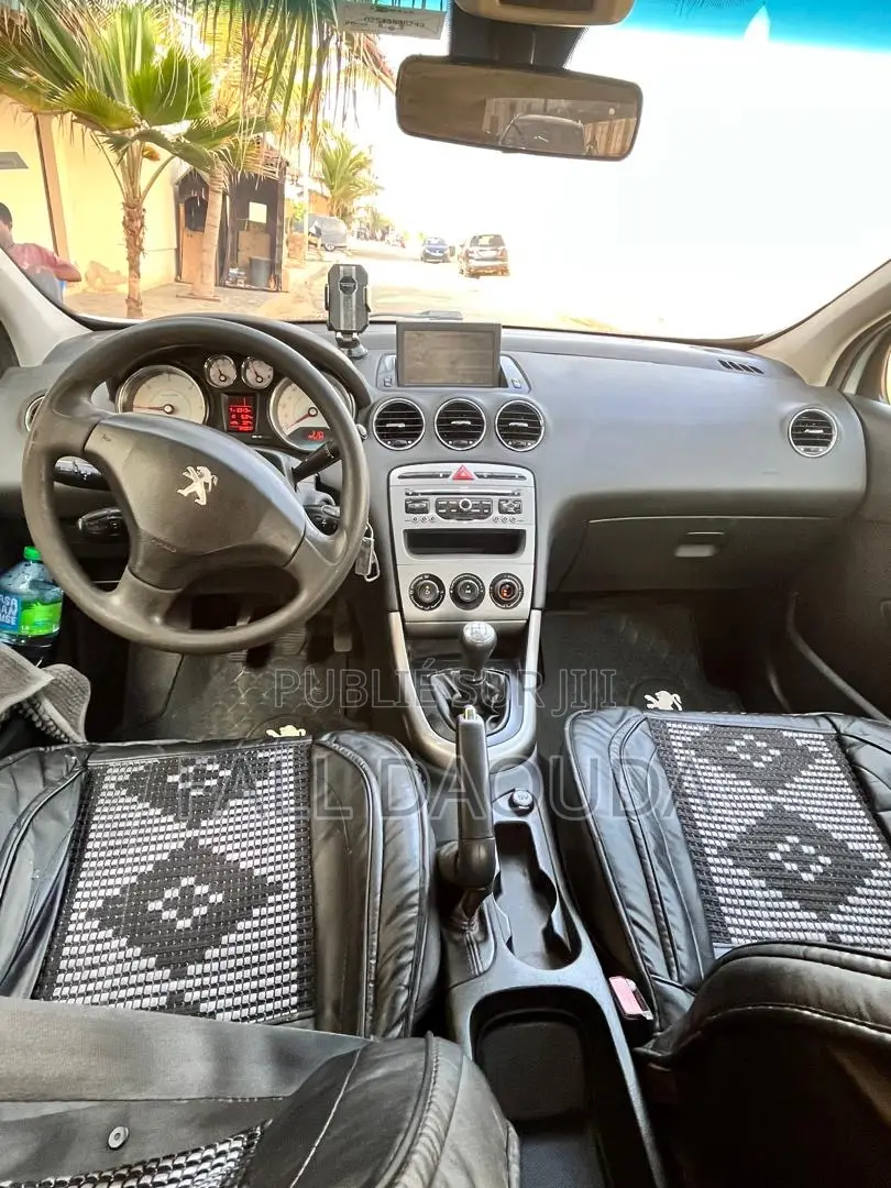 Peugeot 308 2013 Gris
