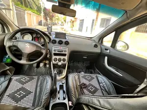 Peugeot 308 2013 Gris