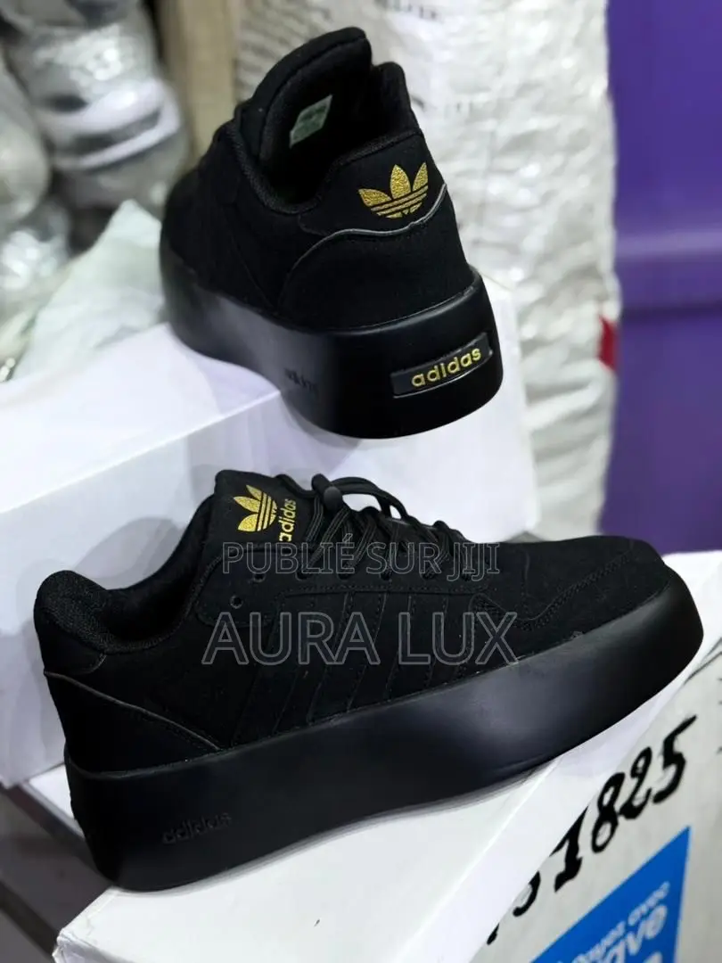 Adidas Disponible Pointure ,40,41,42,43,44,