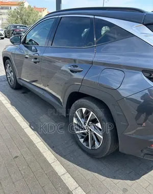 Hyundai Tucson 2023 Gris