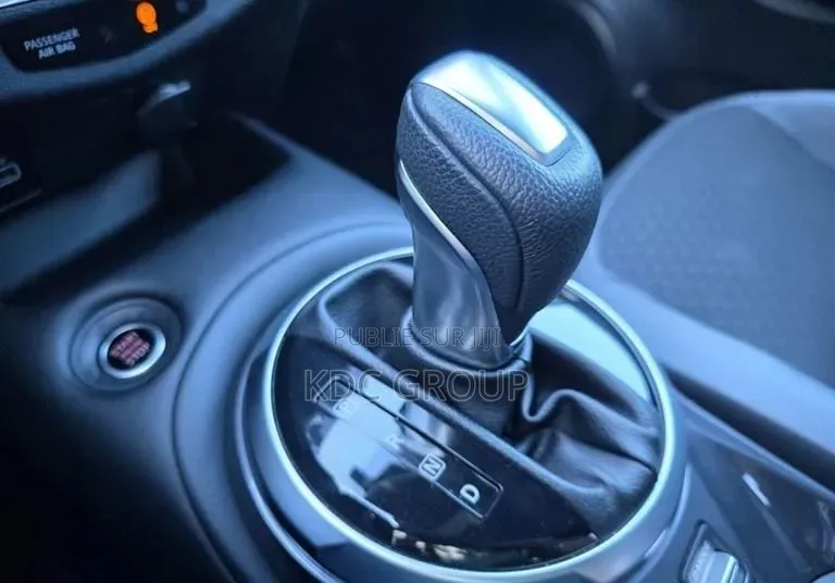 Nissan Juke 2023 Gris