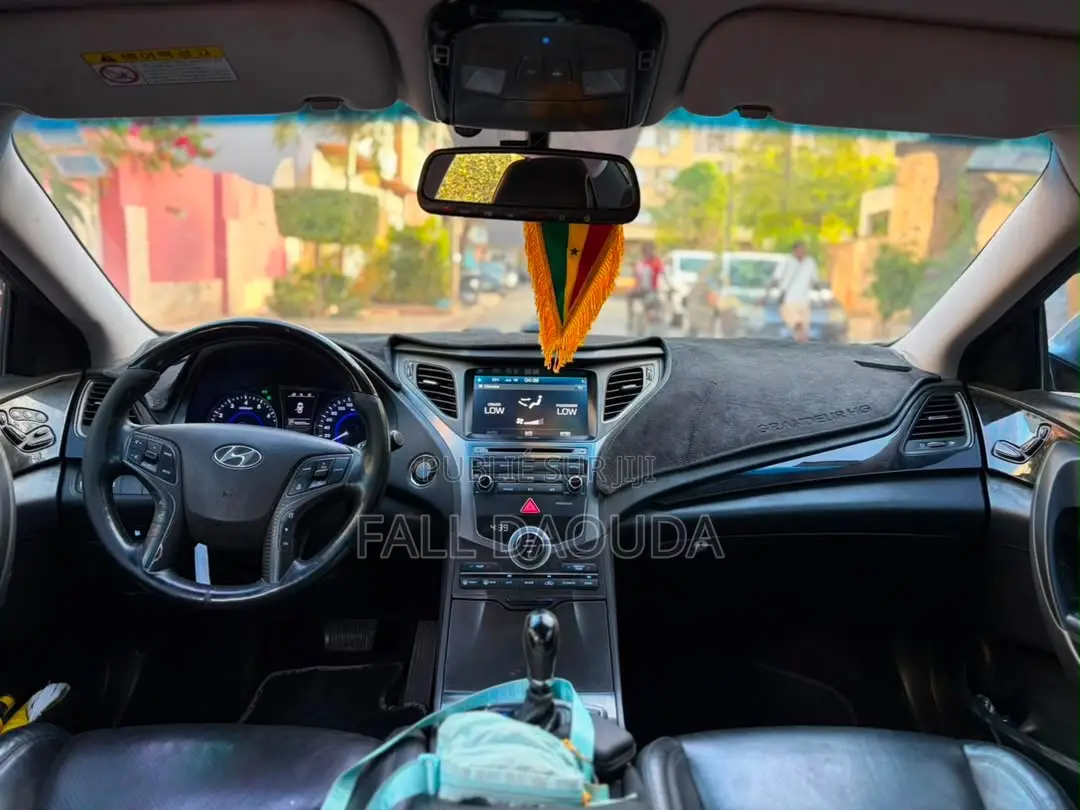 Hyundai Elantra 2016 Jaune