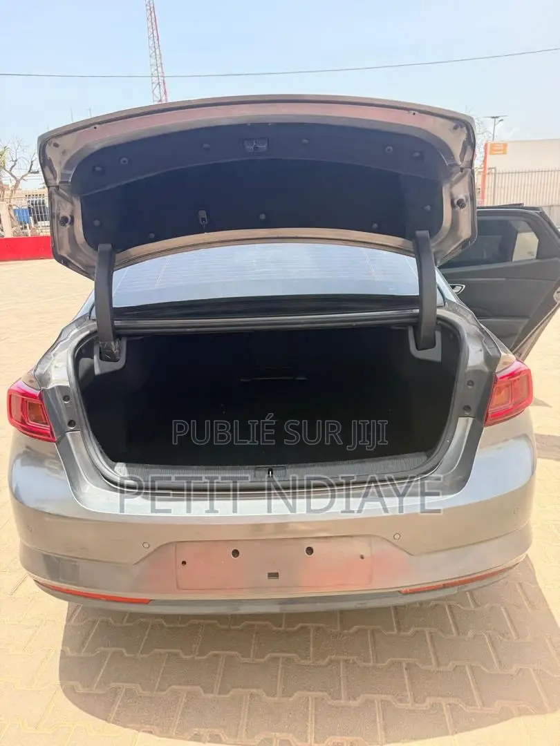 Renault Samsung SM6 2016 Gris