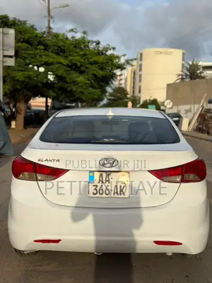 Hyundai Elantra 2013 Blanc