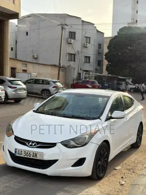 Hyundai Elantra 2013 Blanc