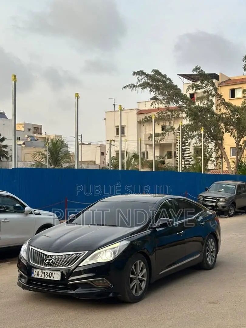 Hyundai Grandeur 2015 Noir