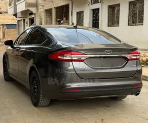 Ford Fusion 2018 Gris