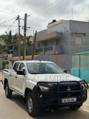 Mitsubishi L200 2025 Blanc