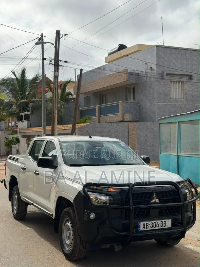Mitsubishi L200 2025 Blanc