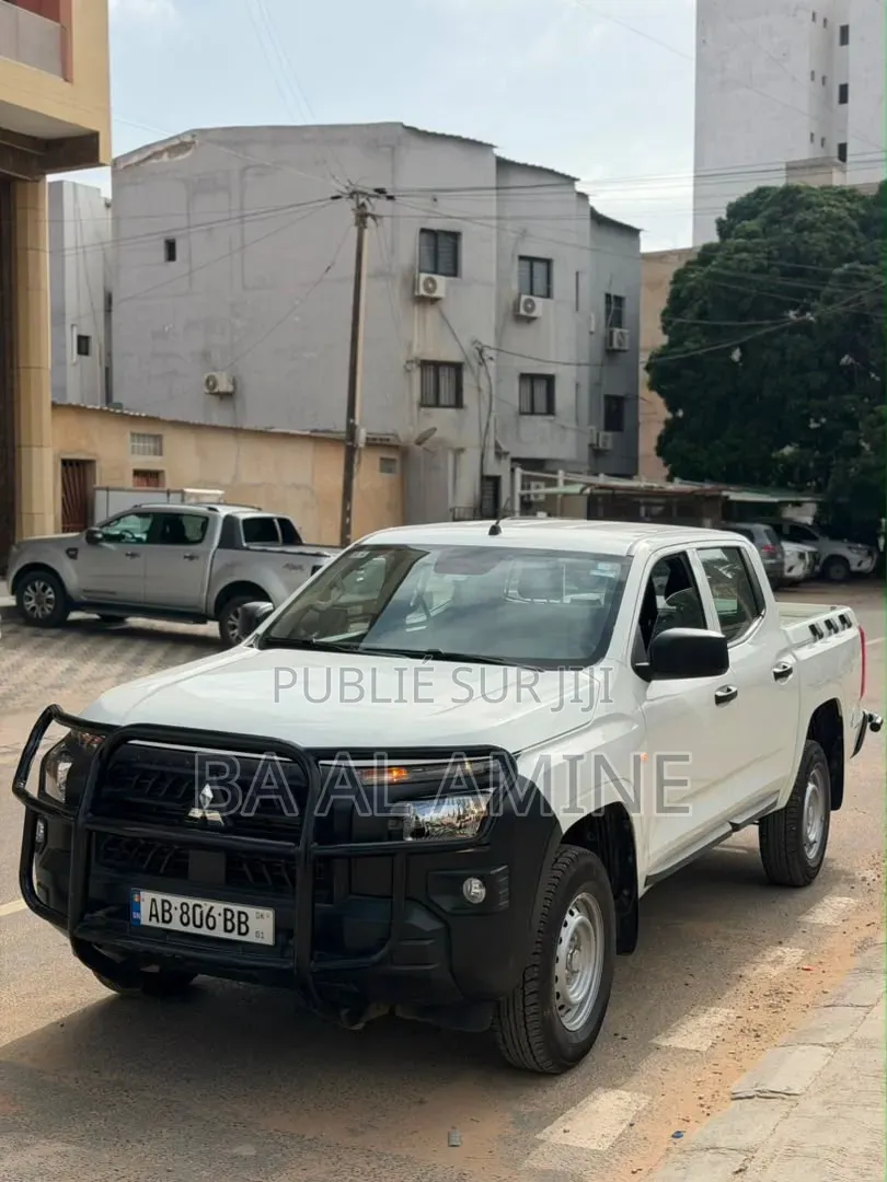 Mitsubishi L200 2025 Blanc