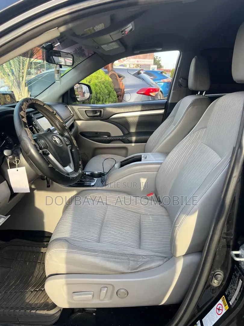Toyota Highlander 2016 Noir Mat