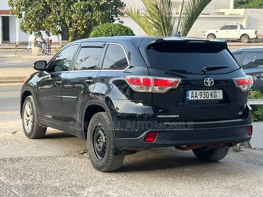 Toyota Highlander 2016 Noir Mat